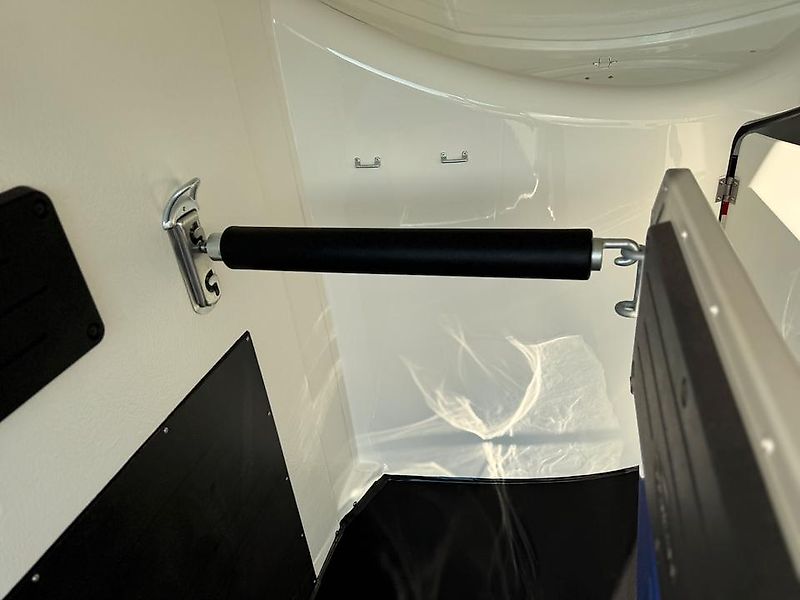 Böckmann Pferdeanhänger Master WCF grau ALU-Felgen 2,4 t Anhänger