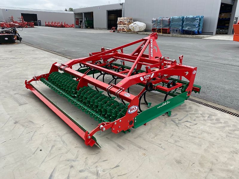 AGRO-MASZ AUC 30 Kompaktor