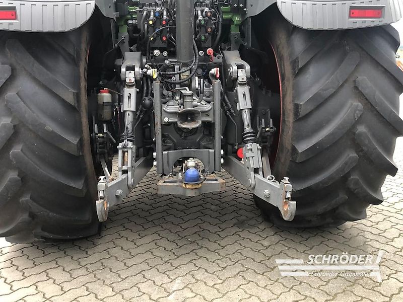 Fendt 828 VARIO S4 PROFI PLUS