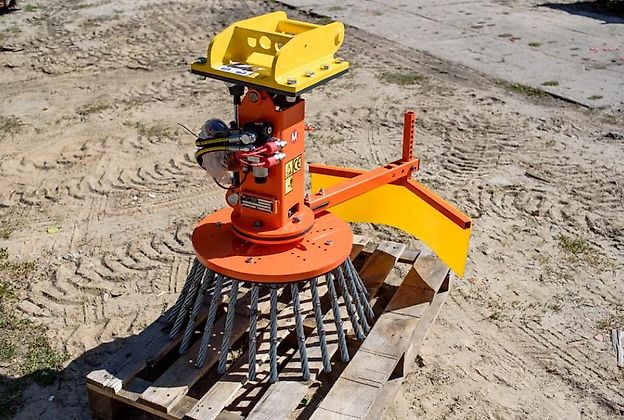 Moderntech Unkrautentfernungsbürste  SDC-K  mit serwomotor