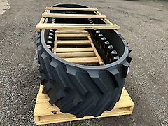 Camso 610mm (24") Camso Tracks to fit suspended Case IH Axial-Flow and New Holland CR Combines