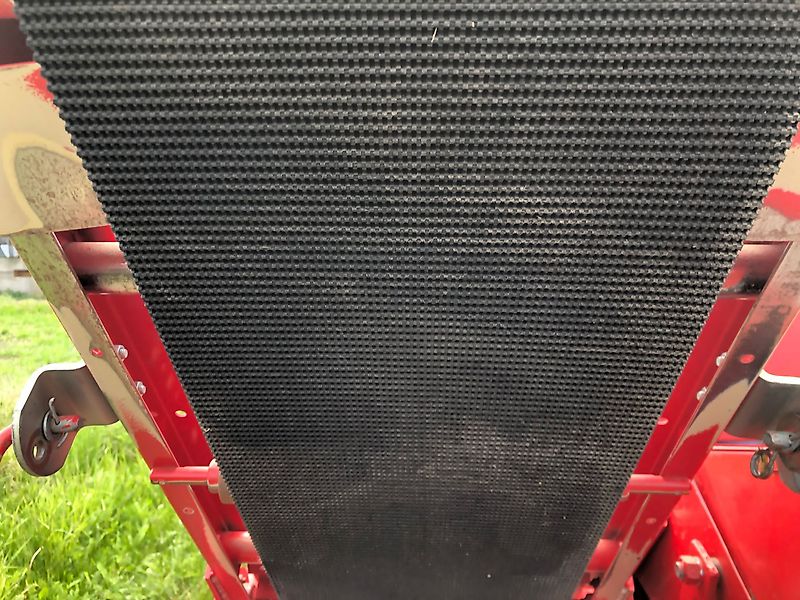 Welger Ap 830 mit Ballenschleuder P 23