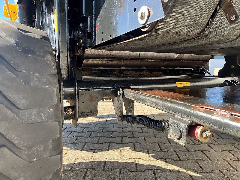 New Holland BR 7070 ROTORSCHNEIDWERK