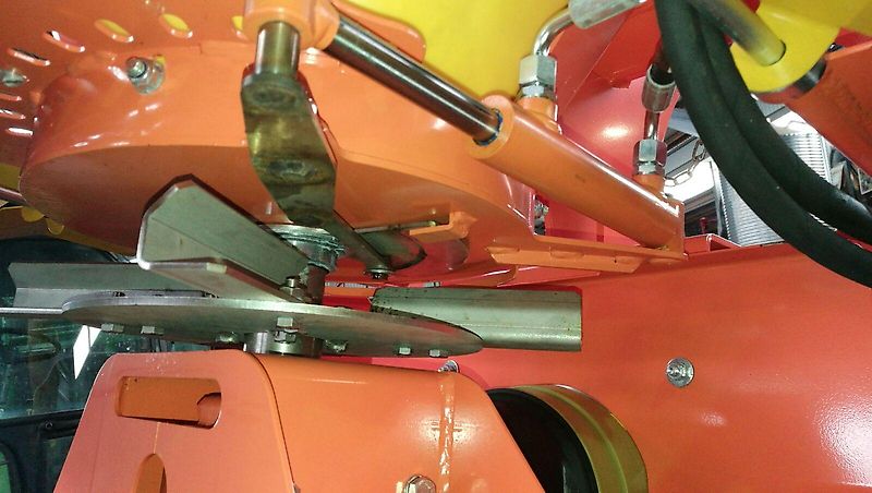 Pronar PS-250M Sand-/ Salzstreuer