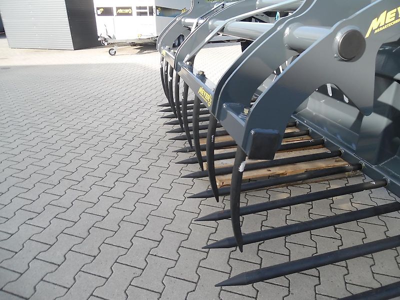 Meyer Dung und Strohgabel mit Greifer DSG-G