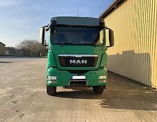Wienhoff und MAN MAN TGS 19.360 4x4 (Agro LOF) mit Wienhoff 3-Achs Tanksattelauflieger Wienhoff und MAN MAN TGS 19.360 4x4 (Agro LOF) mit Wienhoff 3-Achs Tanksattelauflieger
