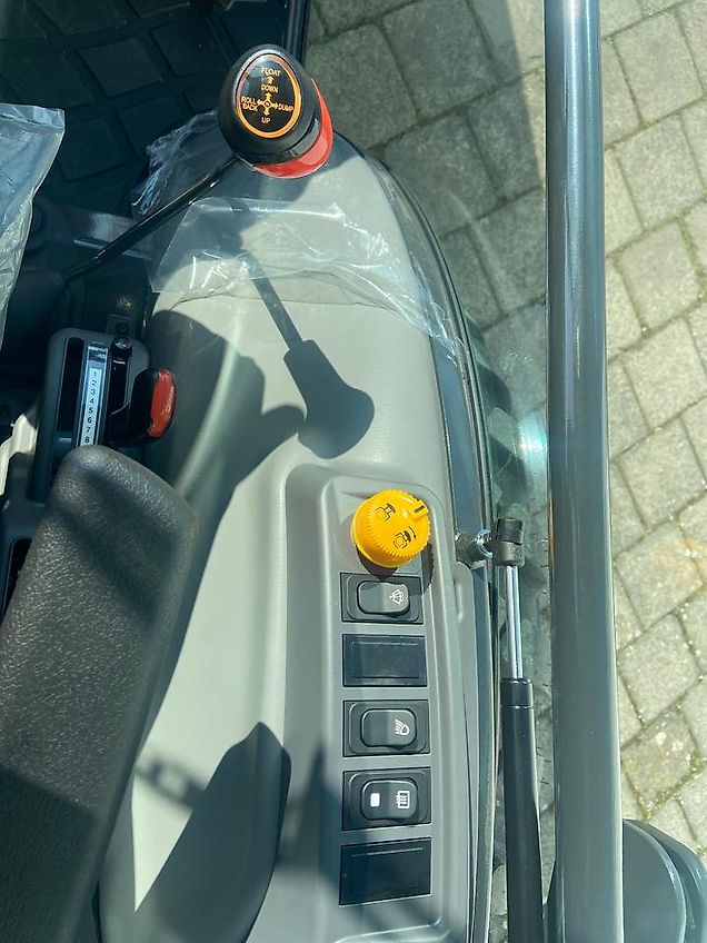 Kioti TRAKTOR CK 3530 CH Klima Frontlader 7 J. Garantie