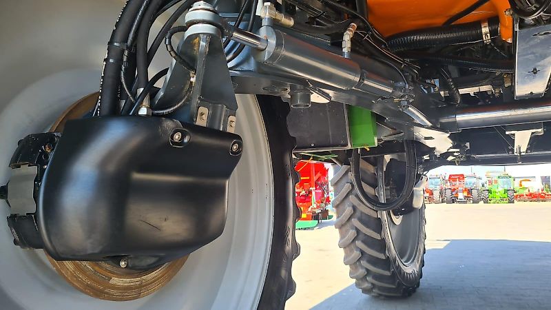 Amazone Opryskiwacz SAMOJEZDNY AMAZONE Pantera 4502 28m 30m 32m GPS+TRACK 2014r.