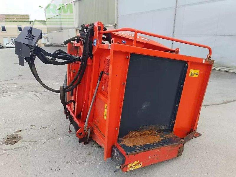 Kuhn polycrock 2050
