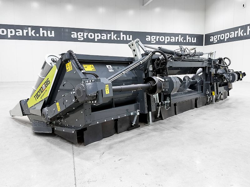 Tecnomais TMRP4 8R-F 8 row (75 cm), foldable corn header, for John Deere W and T combines