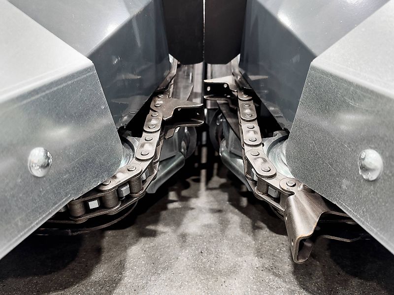 Tecnomais TMRP4 6R-F 6 row (75 cm), foldable corn header, for John Deere combines