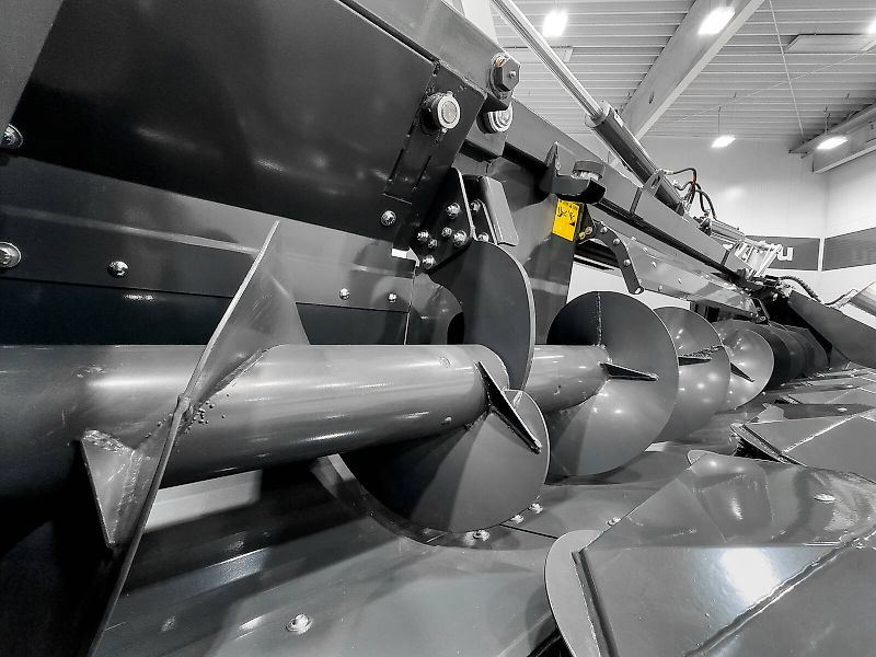 Tecnomais TMRP4 6R-F 6 row (75 cm), foldable corn header, for John Deere combines