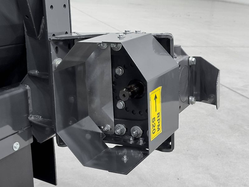 Tecnomais TMRP4 6R-F 6 row (75 cm), foldable corn header, for John Deere combines