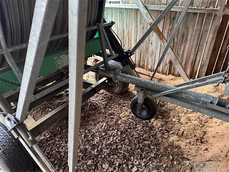 Irtec vanningsvogn med rør og pumpe