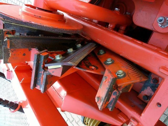 Kemper Champion 1200 mit ca. 25 ha - 50 ha Anbauhäcksler sieczkarnia