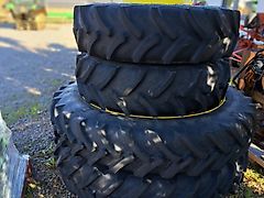 John Deere Pflegeräder 340/85R28 &amp; 340/85R46 Spur 2,25m