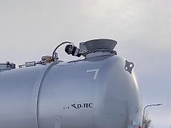 D - Tec tanker pneumatic manhole / filling funnel