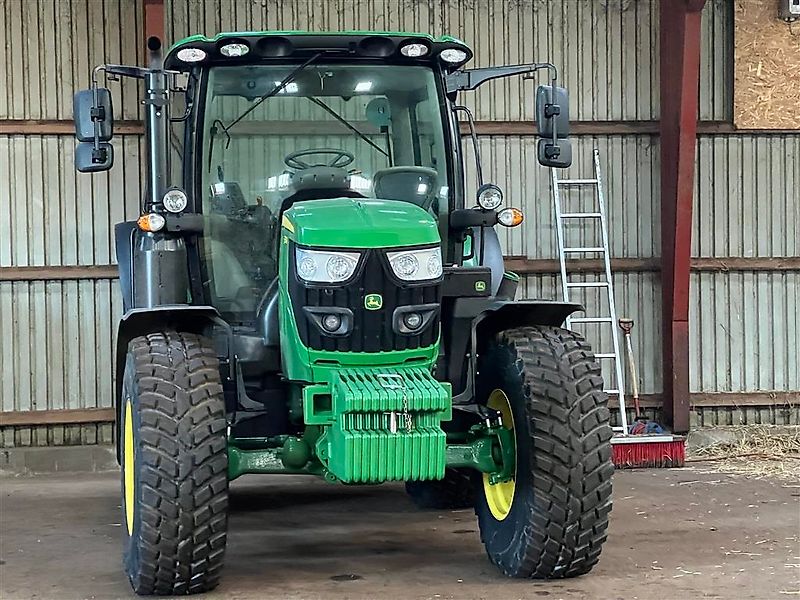 John Deere 6130R Autopower