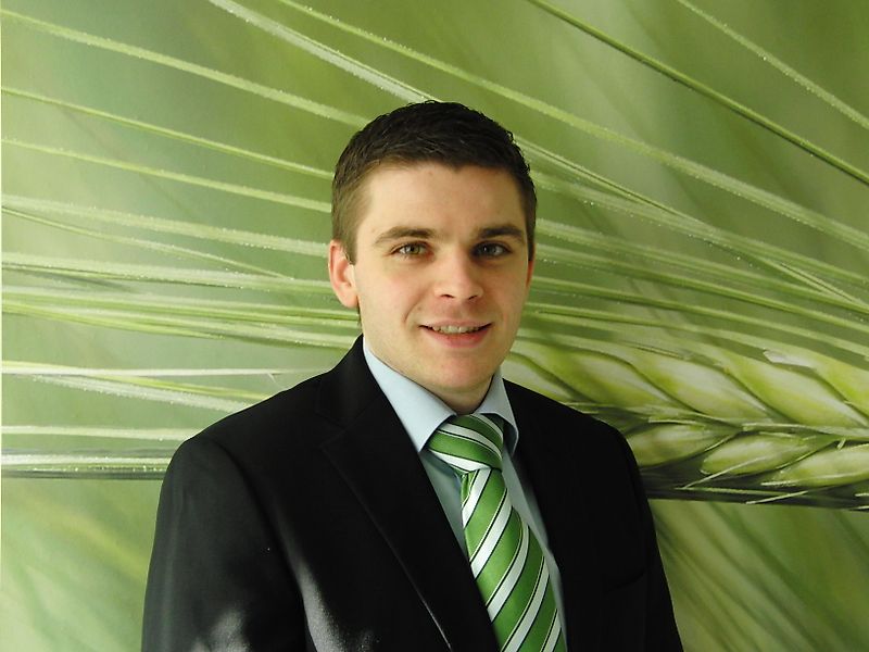 Υπεύθυνος Κύριος Hermann Bangert