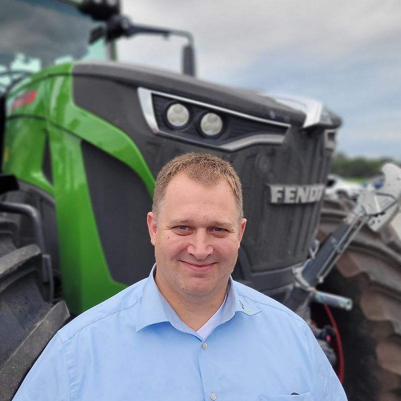 Υπεύθυνος Κύριος Bastian Konetzni