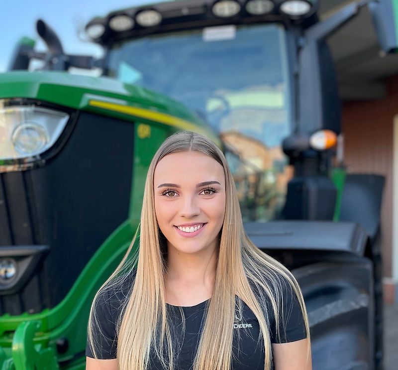 Υπεύθυνος Κυρία Lisa Köster