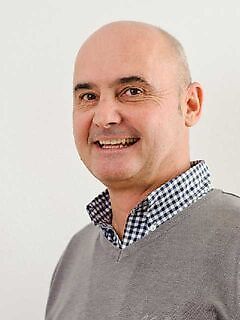 Υπεύθυνος Κύριος Rudolf Helm